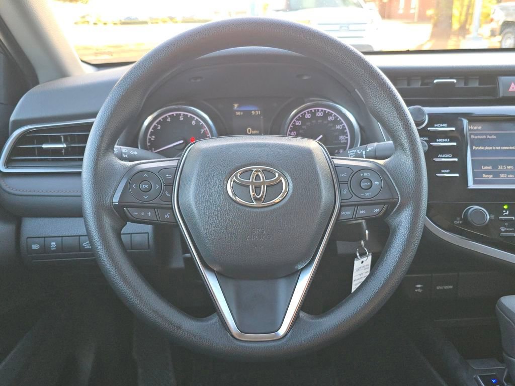Used 2019 Toyota Camry LE image 14