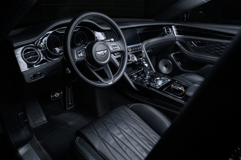 Used 2022 Bentley Flying Spur Plug-In Hybrid AWD/4WD image 9
