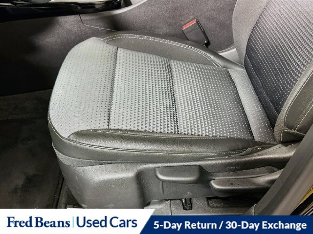 Used 2025 Chevrolet Trax LT w/ Driver Confidence Package FWD image 23