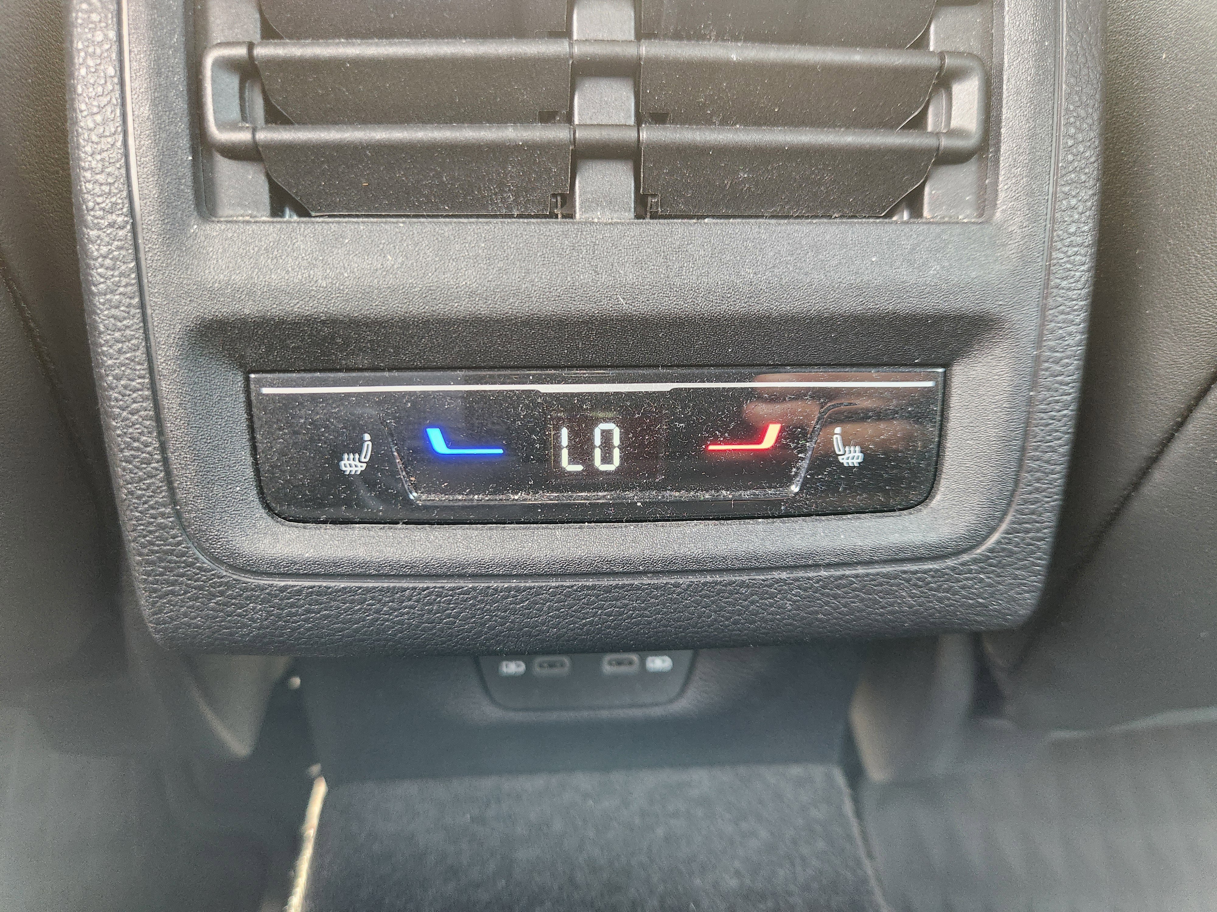 Certified 2024 Volkswagen Golf R AWD/4WD image 23