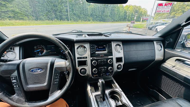Used 2016 Ford Expedition XLT w/ Equipment Group 201A image 35