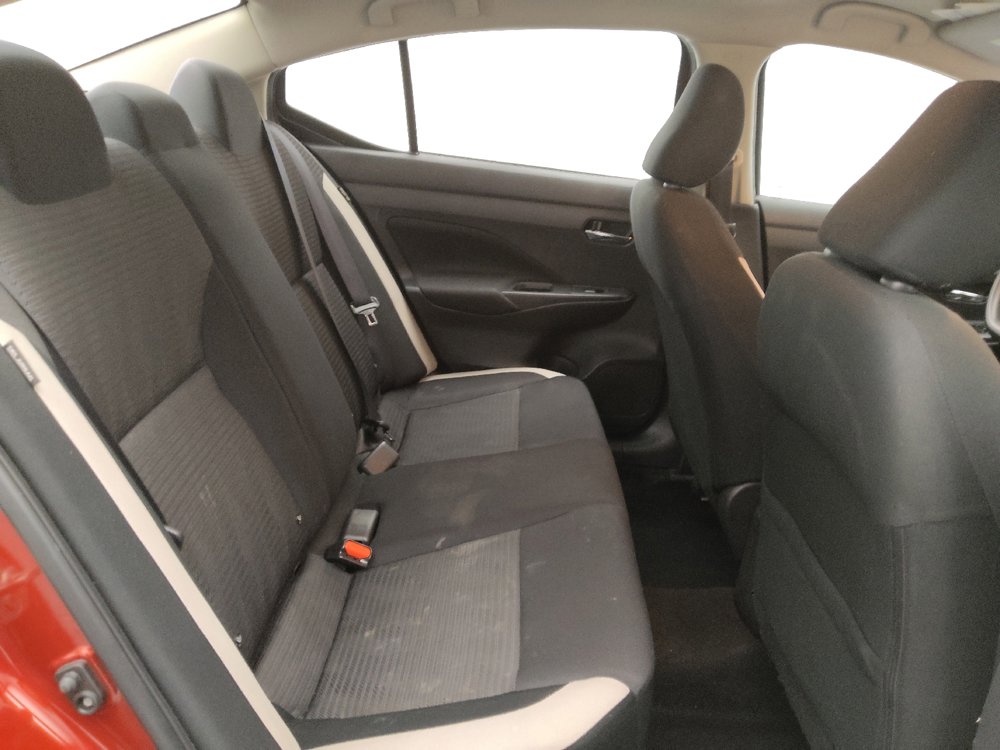 Used 2021 Nissan Versa SV FWD image 19
