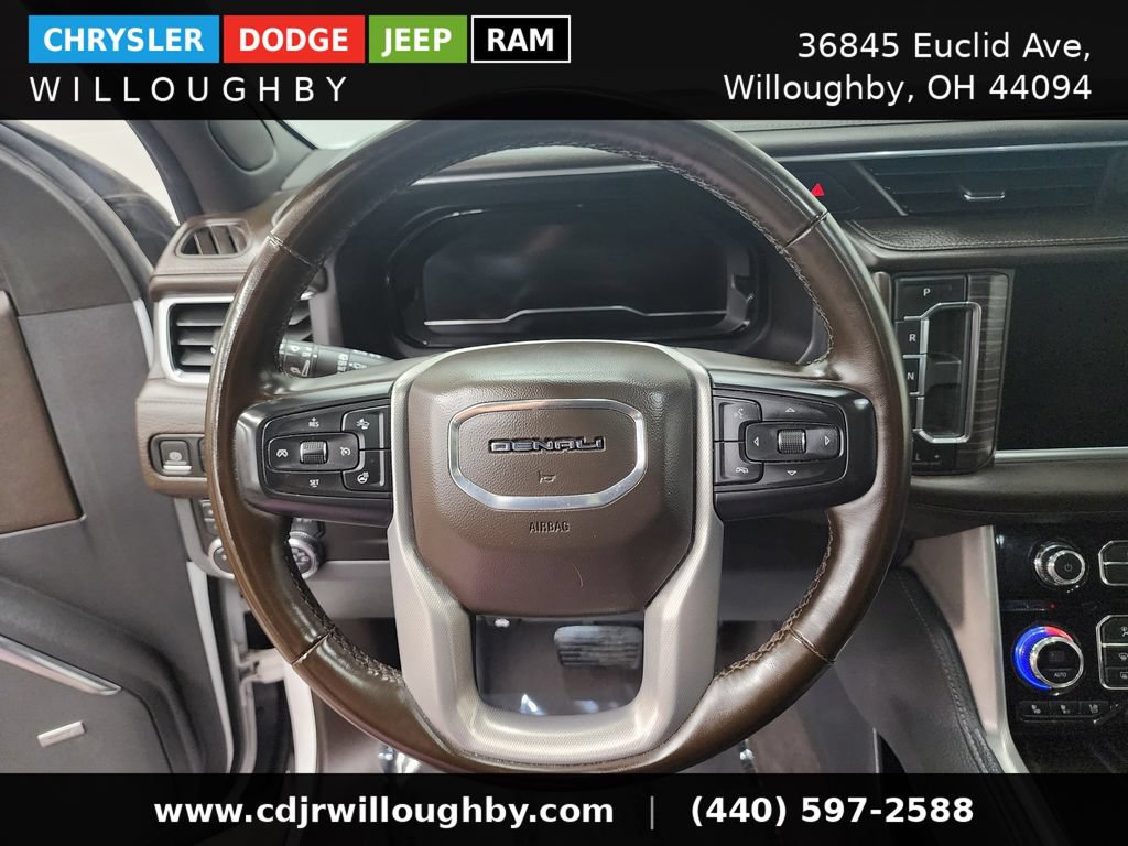 Used 2023 GMC Yukon Denali AWD/4WD image 17