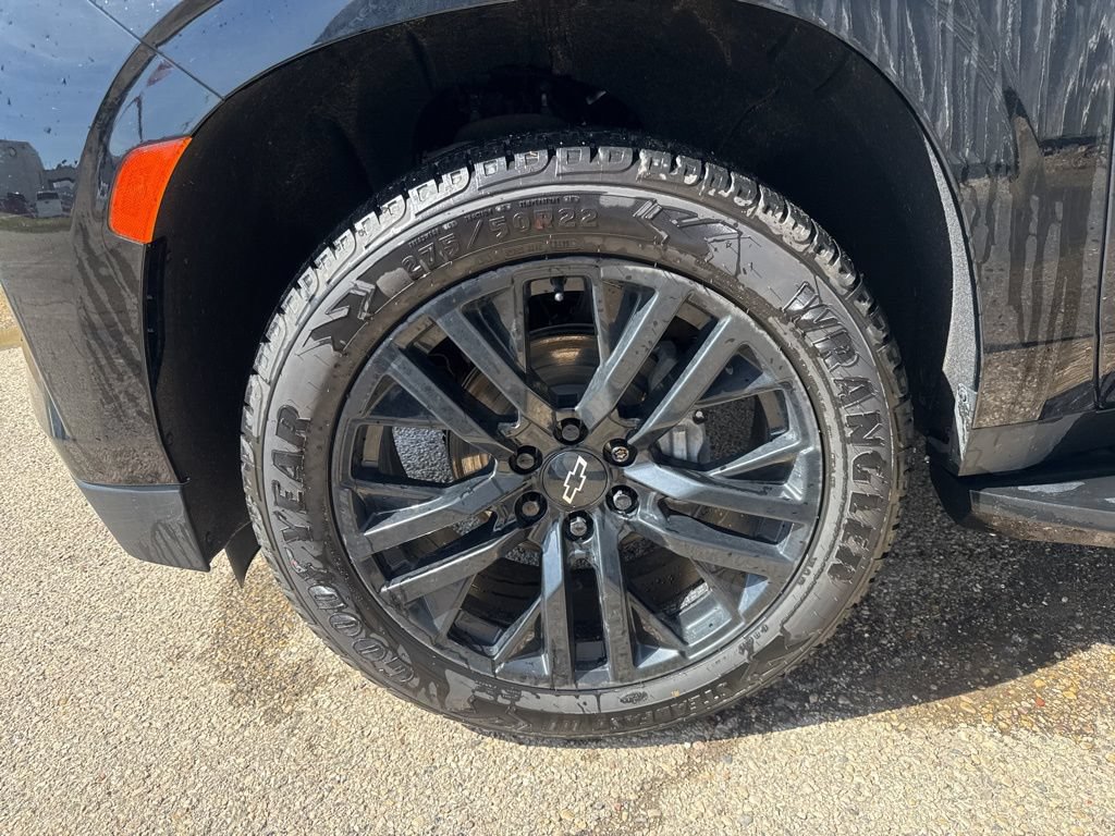Used 2023 Chevrolet Tahoe RST w/ Luxury Package AWD/4WD image 16