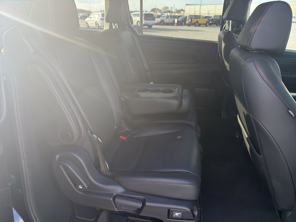 Used 2025 Honda Odyssey Sport-L image 16