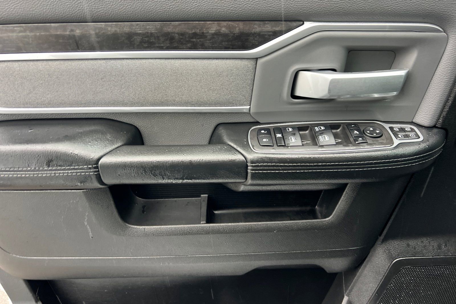 Used 2023 RAM 2500 Big Horn w/ Level 1 Equipment Group image 11