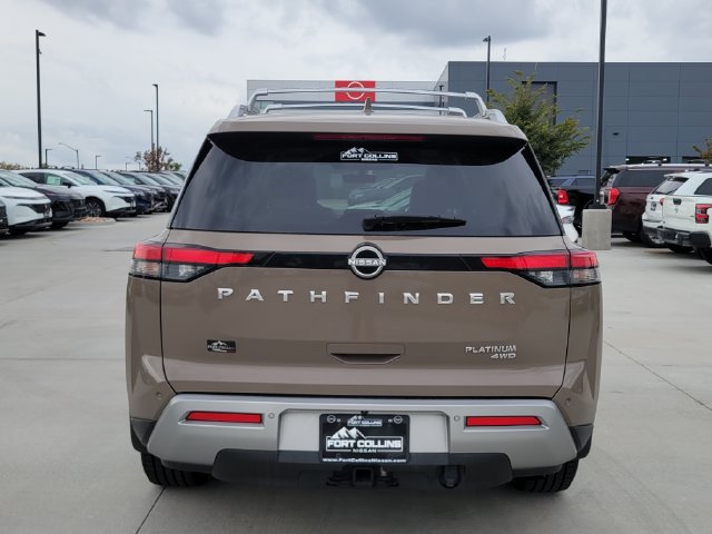 Used 2024 Nissan Pathfinder Platinum AWD/4WD image 4