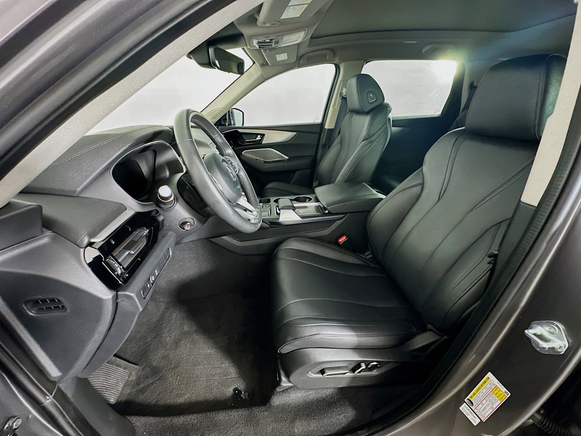 Used 2024 Acura MDX FWD image 13