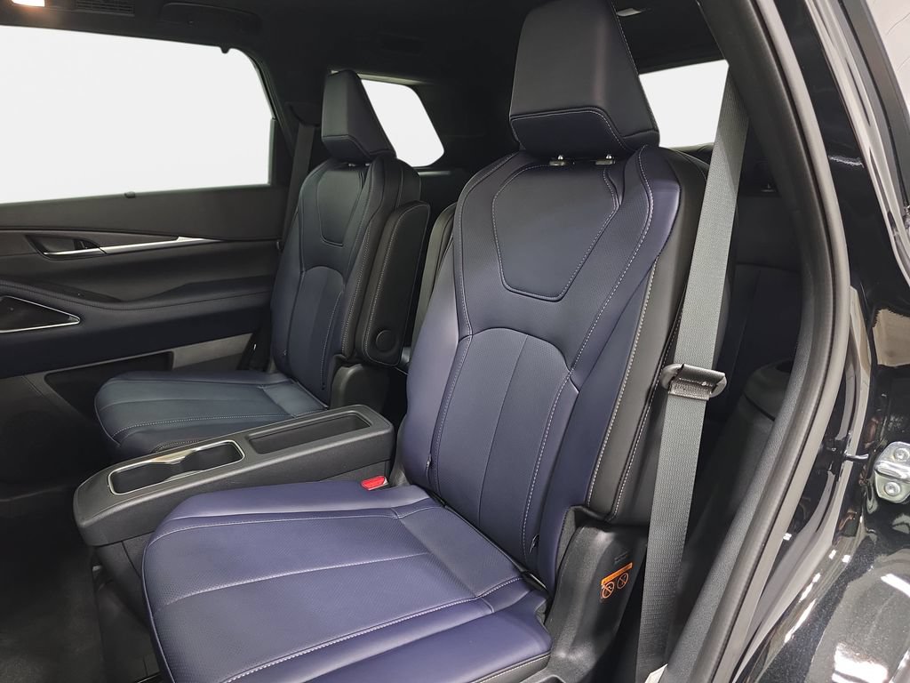 Certified 2026 INFINITI QX60 Sport w/ Dark Cargo Package AWD/4WD image 11