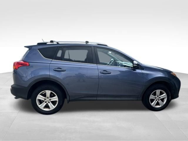 Used 2014 Toyota RAV4 XLE image 10