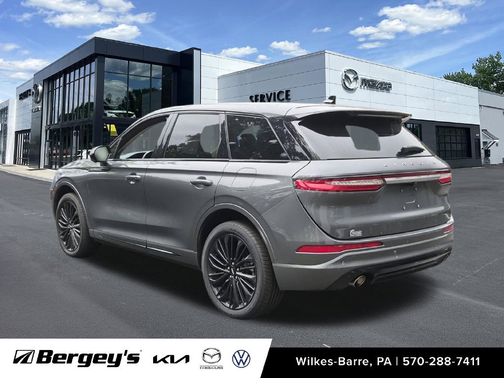 Used 2023 Lincoln Corsair AWD w/ Equipment Group 101A image 16