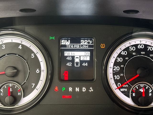 Used 2023 RAM 1500 Classic SLT image 18