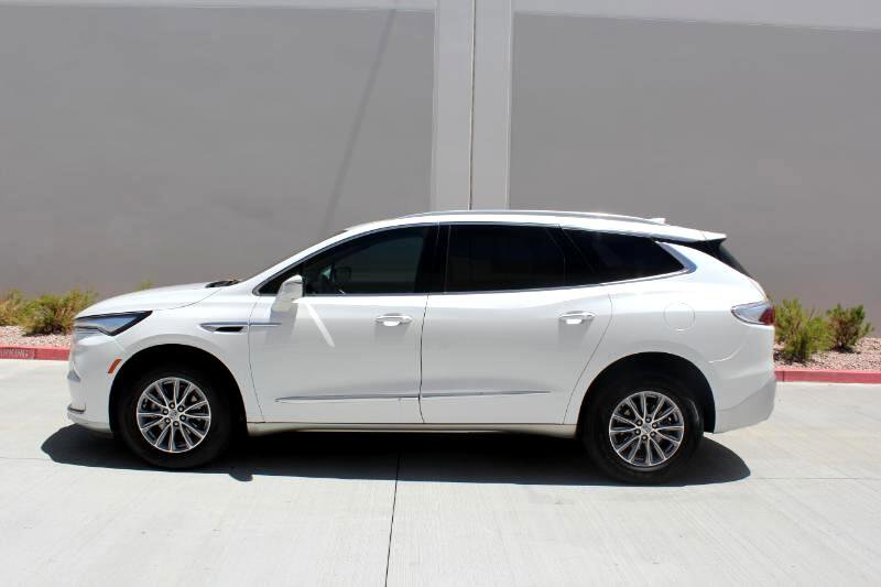 Used 2023 Buick Enclave Essence w/ Sound and Sites Package image 8