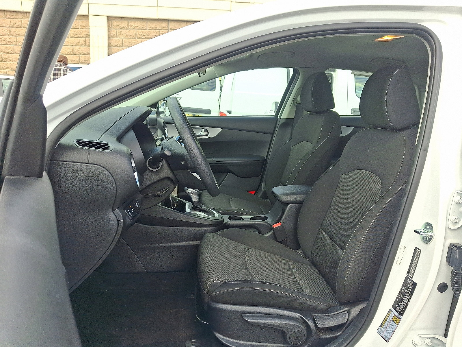 Certified 2023 Kia Forte LXS w/ LXS Technology Package image 13
