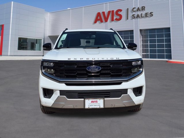 Used 2025 Ford Expedition Max Platinum AWD/4WD image 2