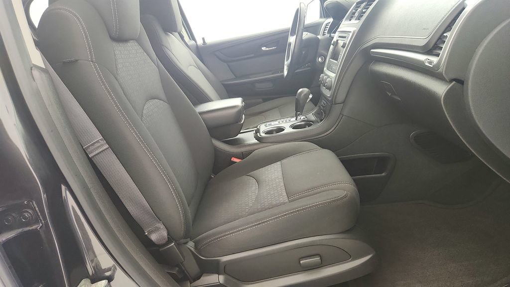 Used 2015 GMC Acadia SLE FWD image 24