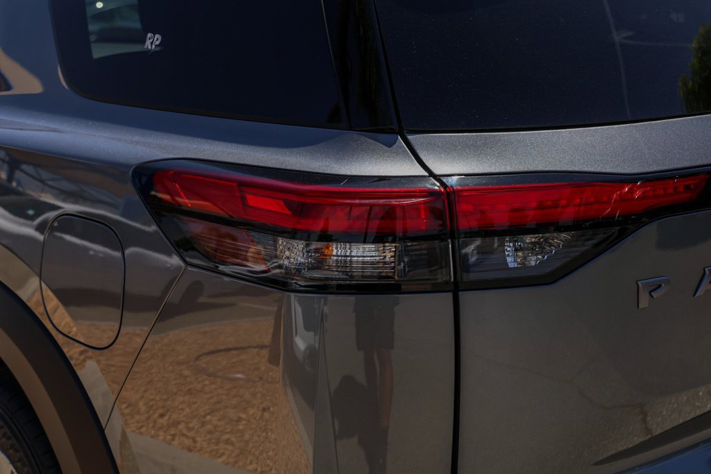 New 2026 Nissan Pathfinder SL FWD image 7