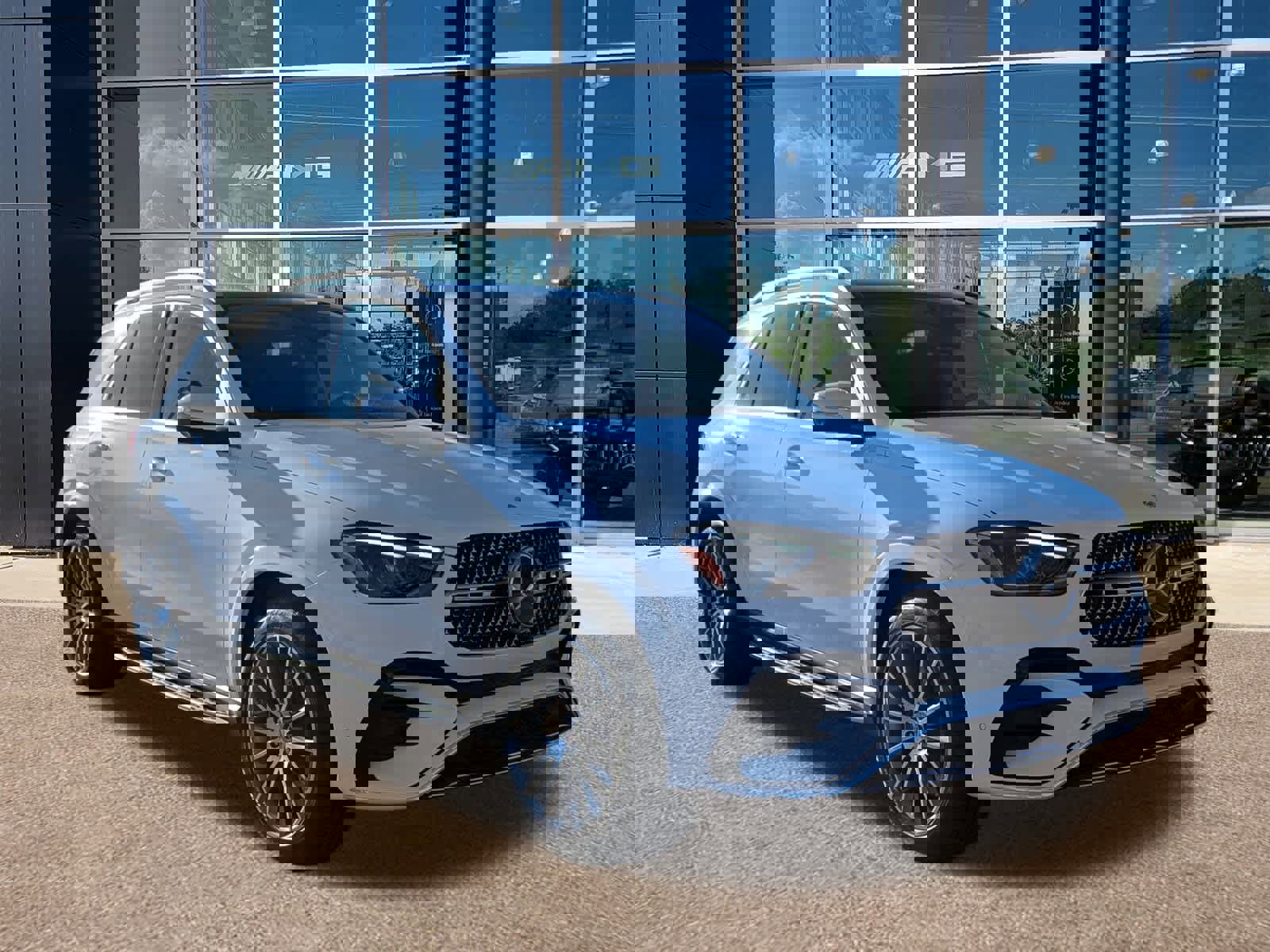 New 2026 Mercedes-Benz GLE 450 4MATIC image 2