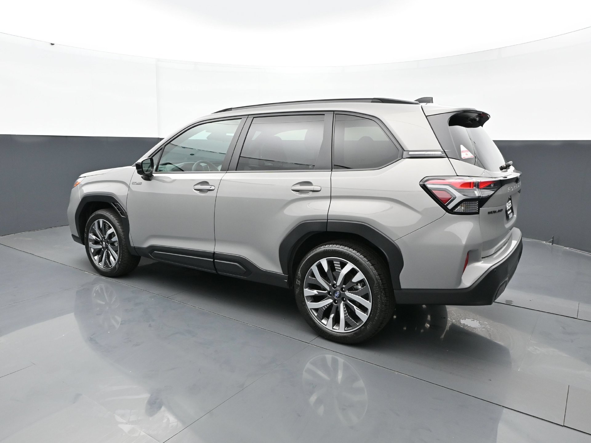 Used 2026 Subaru Forester Touring AWD/4WD image 4