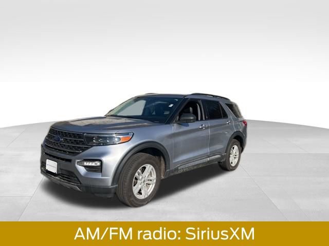 Certified 2022 Ford Explorer XLT w/ Equipment Group 202A image 5