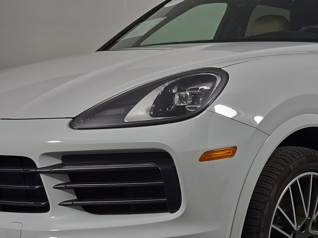 Certified 2023 Porsche Cayenne Platinum Edition AWD/4WD image 12