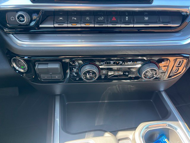 New 2026 Chevrolet Silverado 1500 High Country AWD/4WD image 35