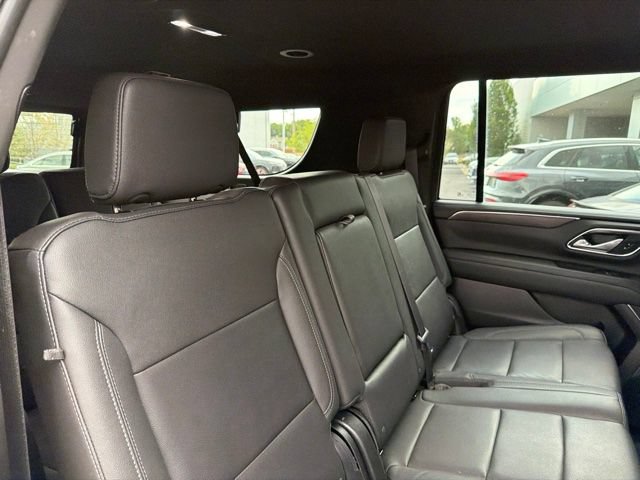 Used 2023 Chevrolet Suburban LT AWD/4WD image 11