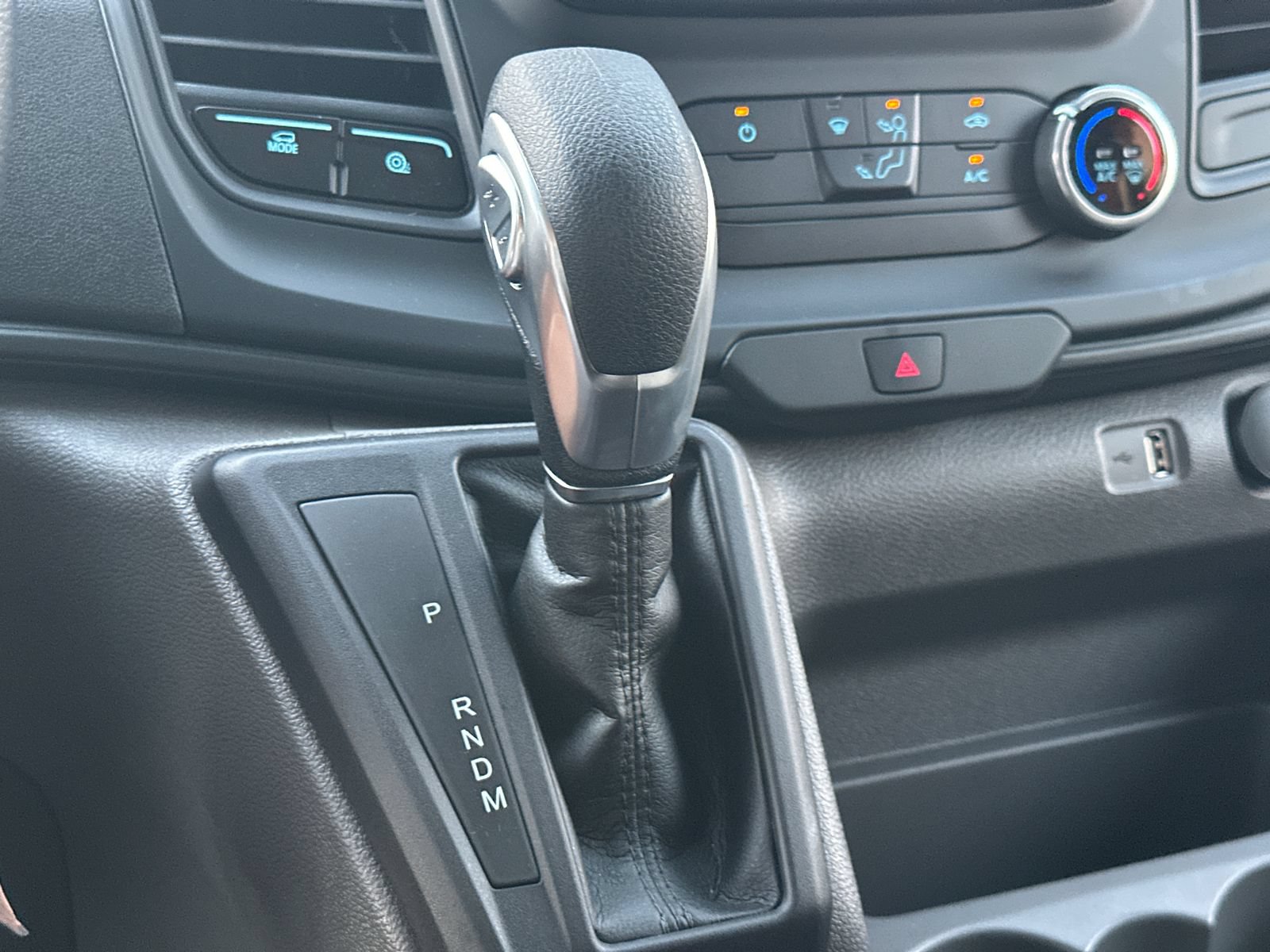 New 2024 Ford Transit 350 Low Roof w/ Load Area Protection Package RWD image 31