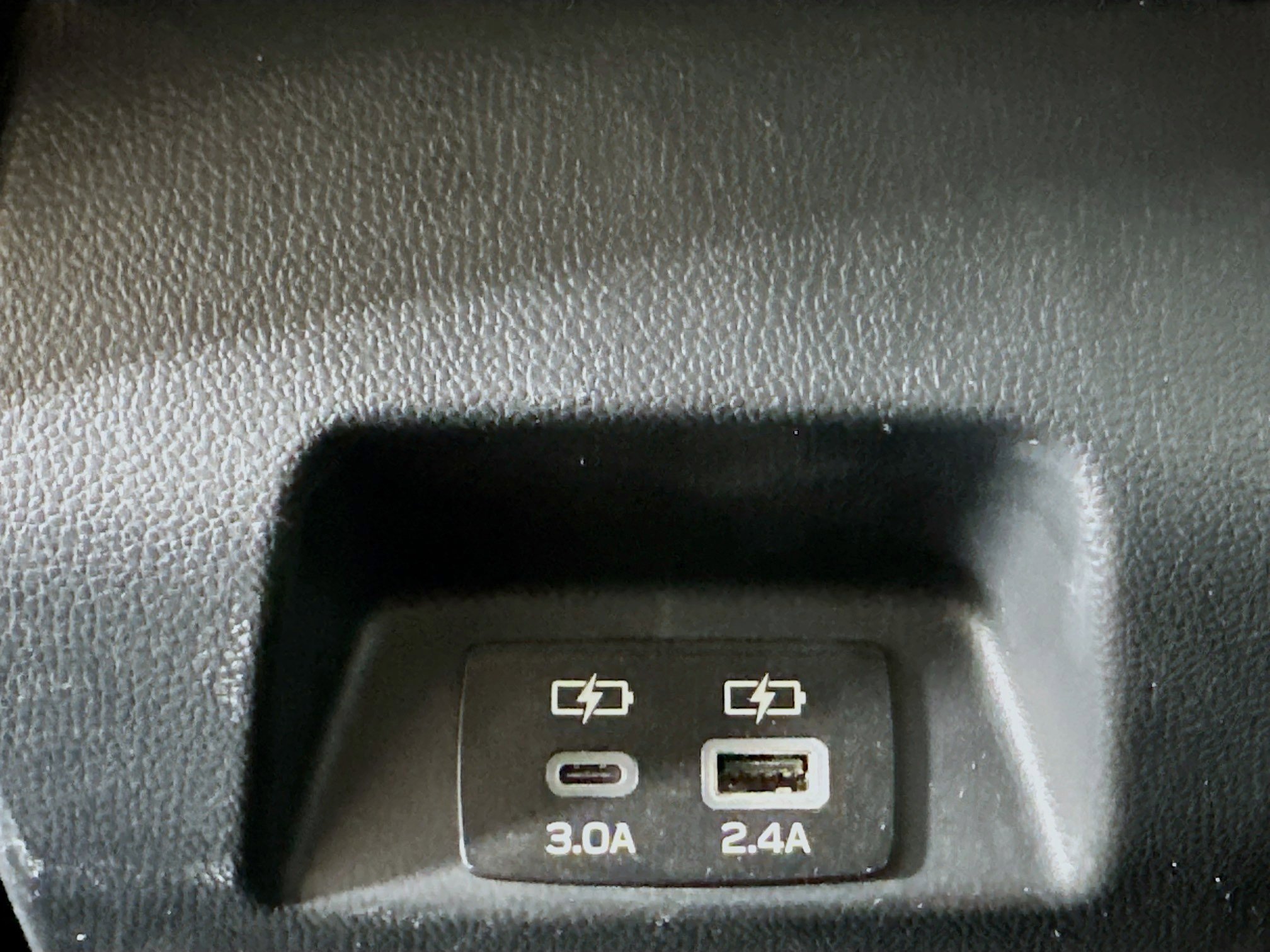 Used 2024 Subaru Crosstrek 2.0i Premium image 33