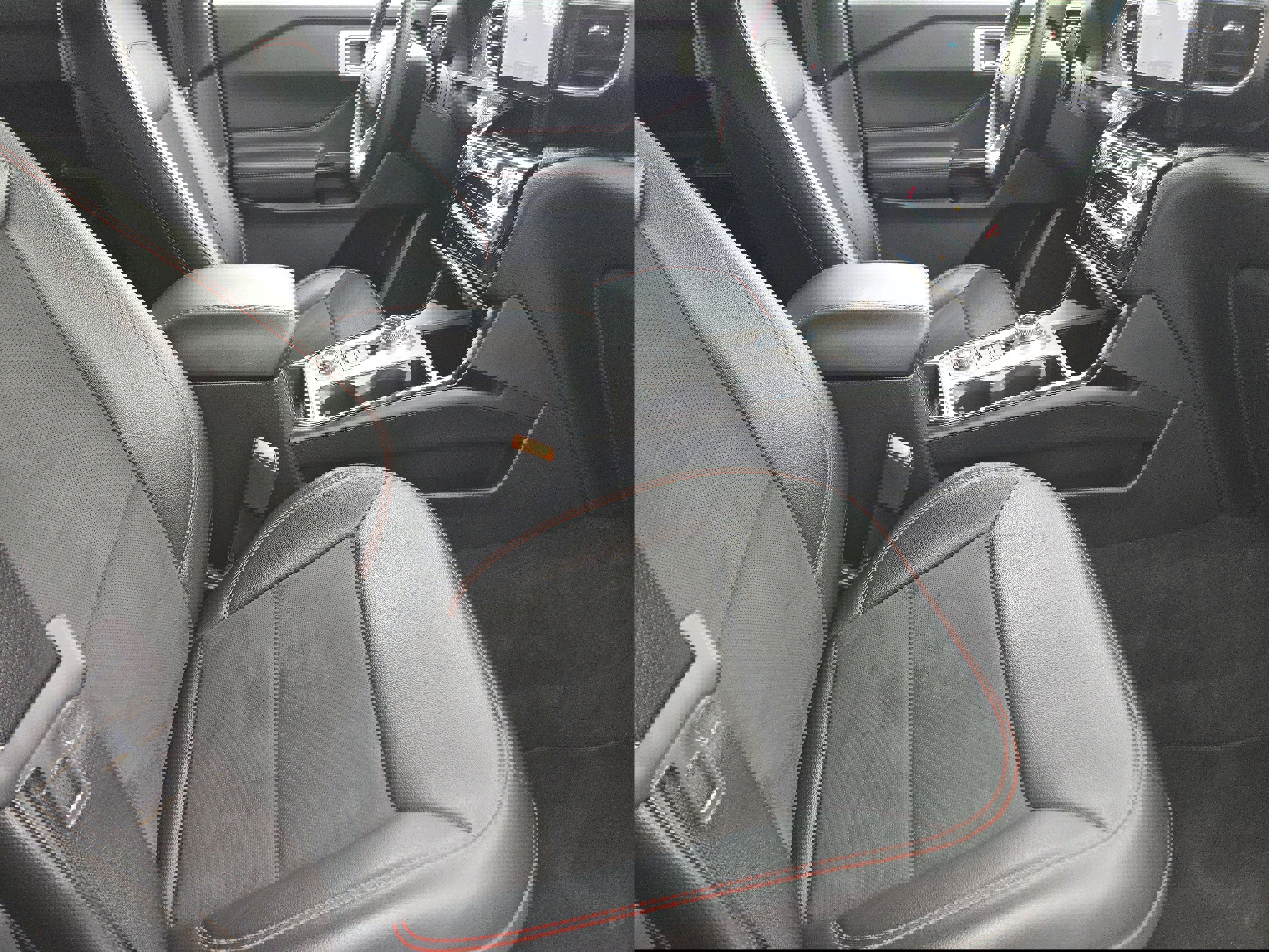 Used 2022 Ford Explorer ST-Line image 16