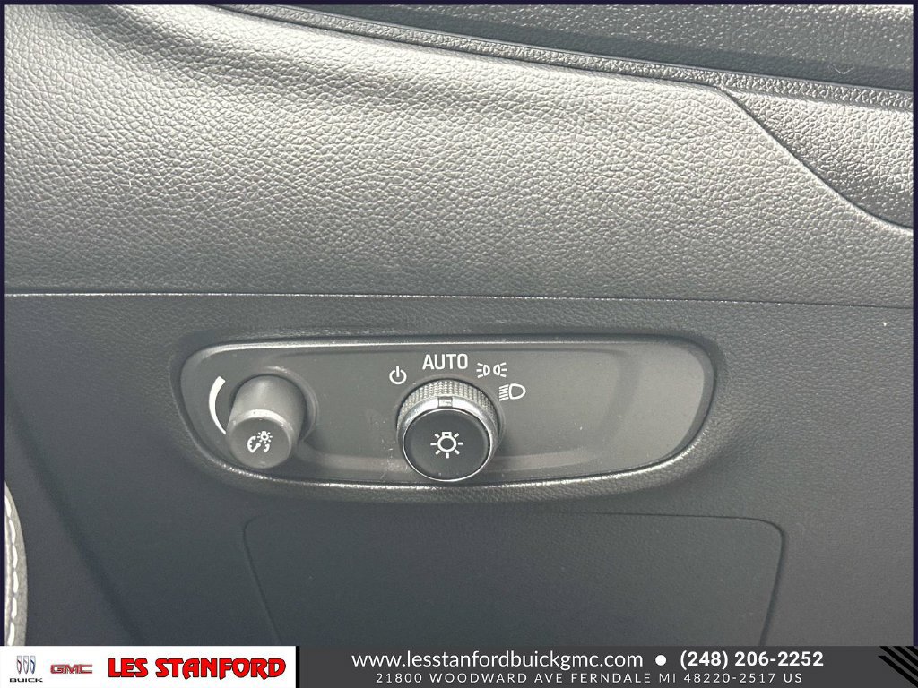 Used 2024 Buick Encore GX Sport Touring w/ Experience Buick Package FWD image 27