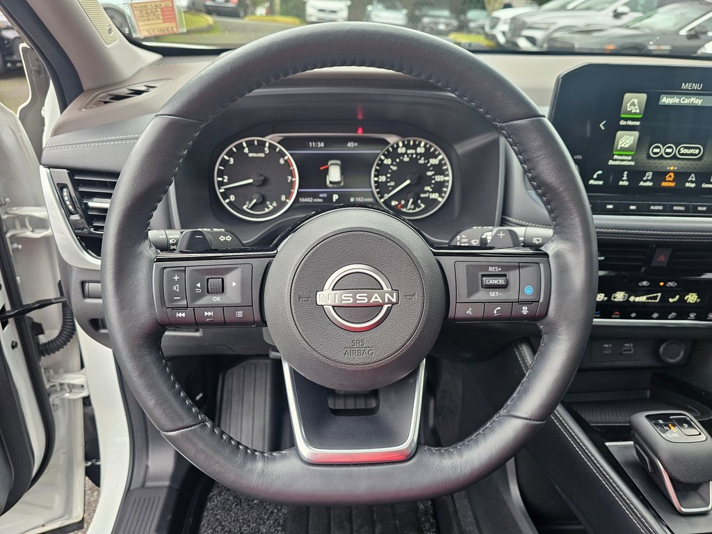 Used 2022 Nissan Rogue SL w/ SL Premium Package image 11