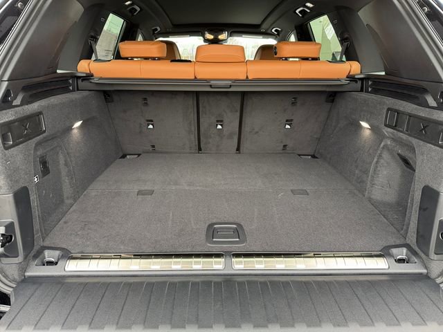 New 2026 BMW X5 xDrive50e w/ Climate Comfort Package AWD/4WD image 19