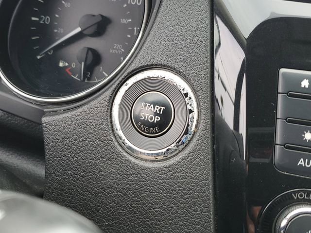 Used 2019 Nissan Rogue SV image 29