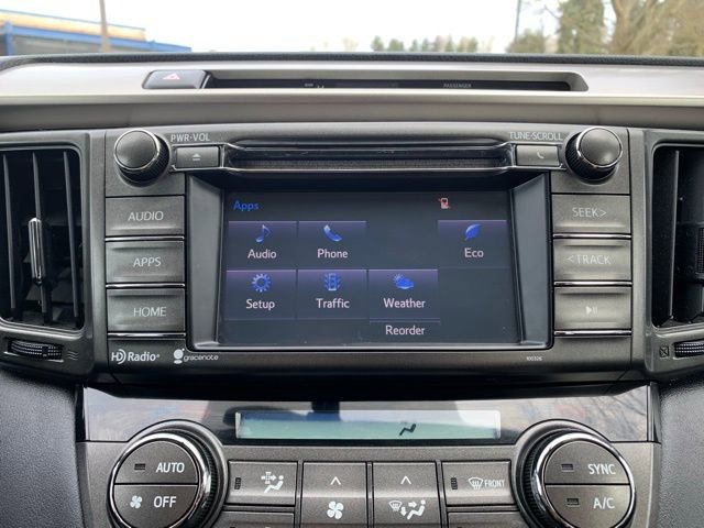 Used 2015 Toyota RAV4 XLE FWD image 14