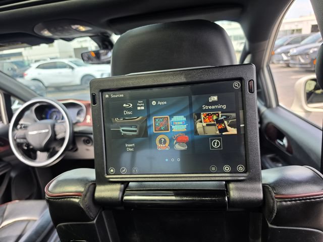 Used 2020 Chrysler Pacifica Limited FWD image 14