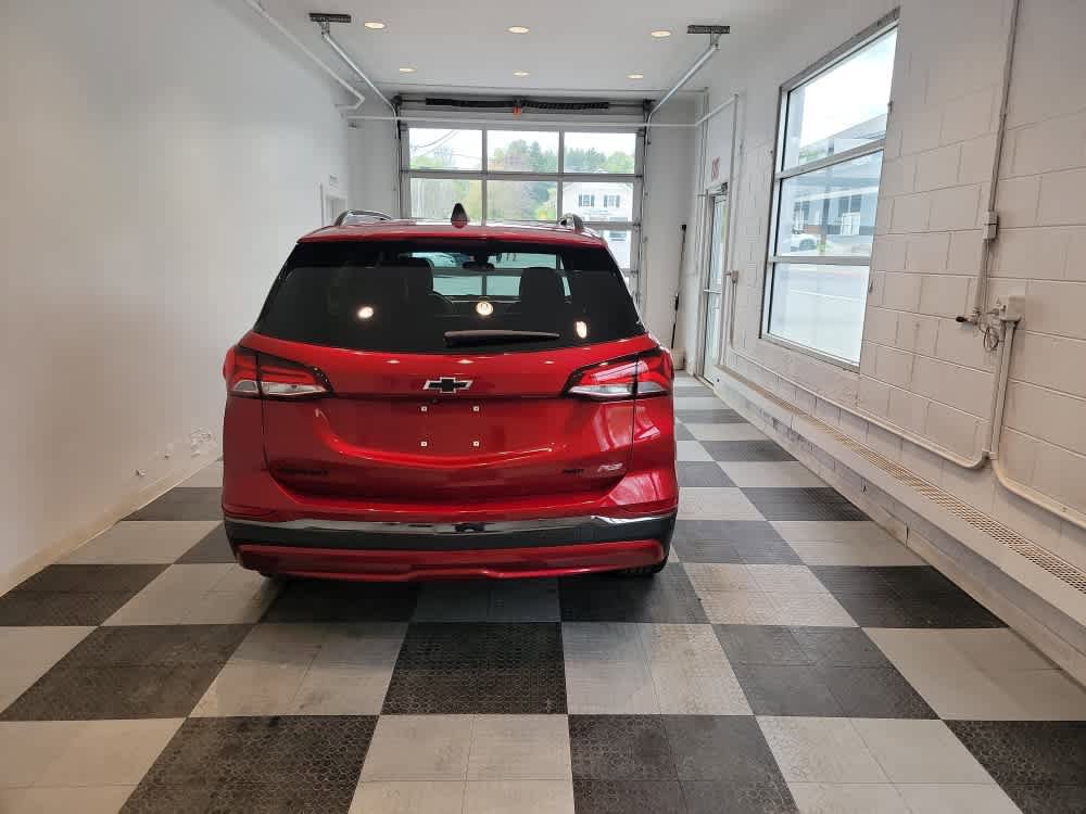 Used 2023 Chevrolet Equinox RS AWD/4WD image 4