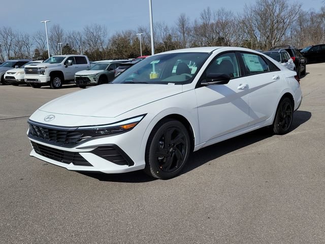 New 2026 Hyundai Elantra Sport FWD image 2