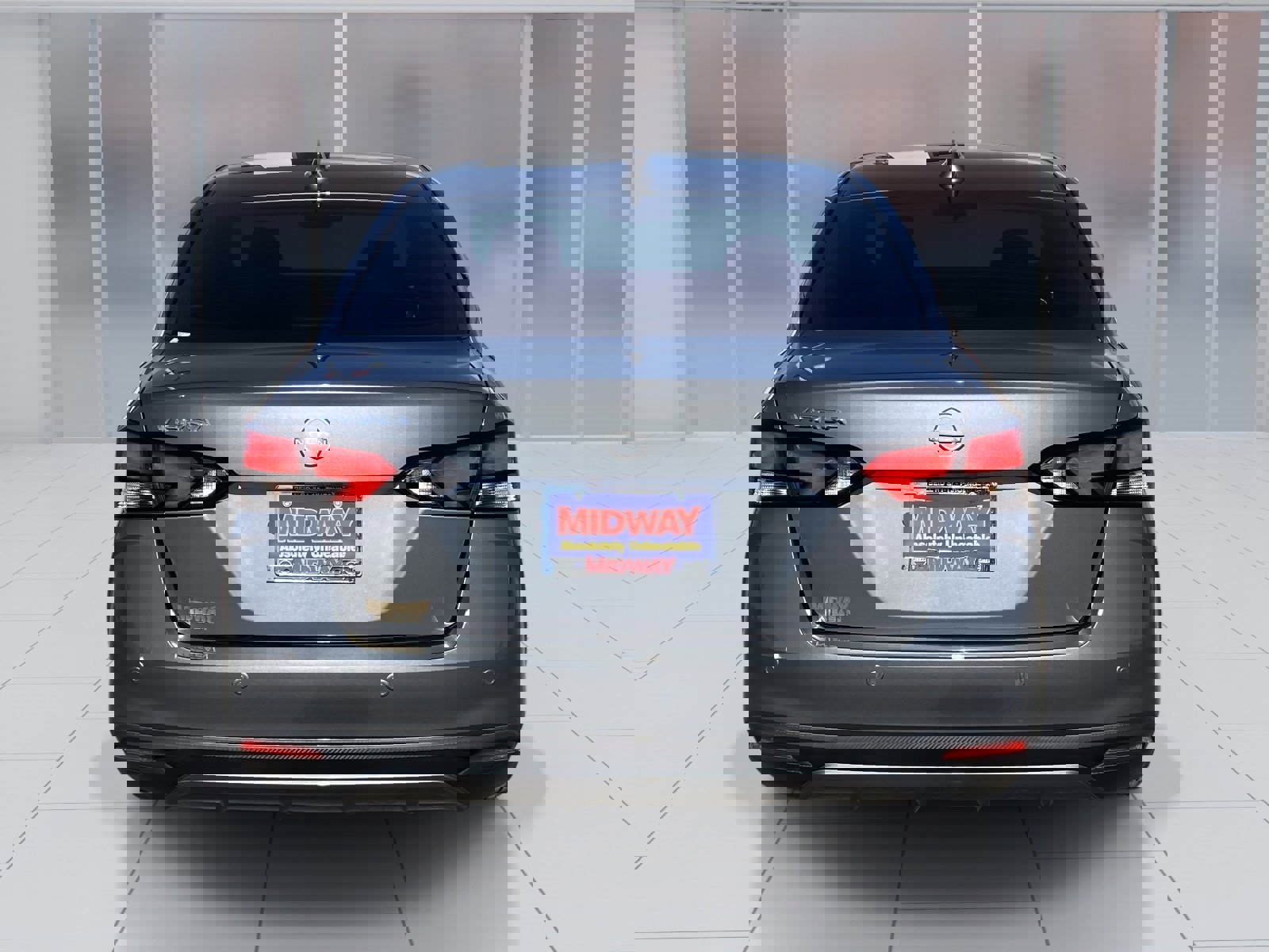 Certified 2025 Nissan Versa SV w/ Trunk Package image 5