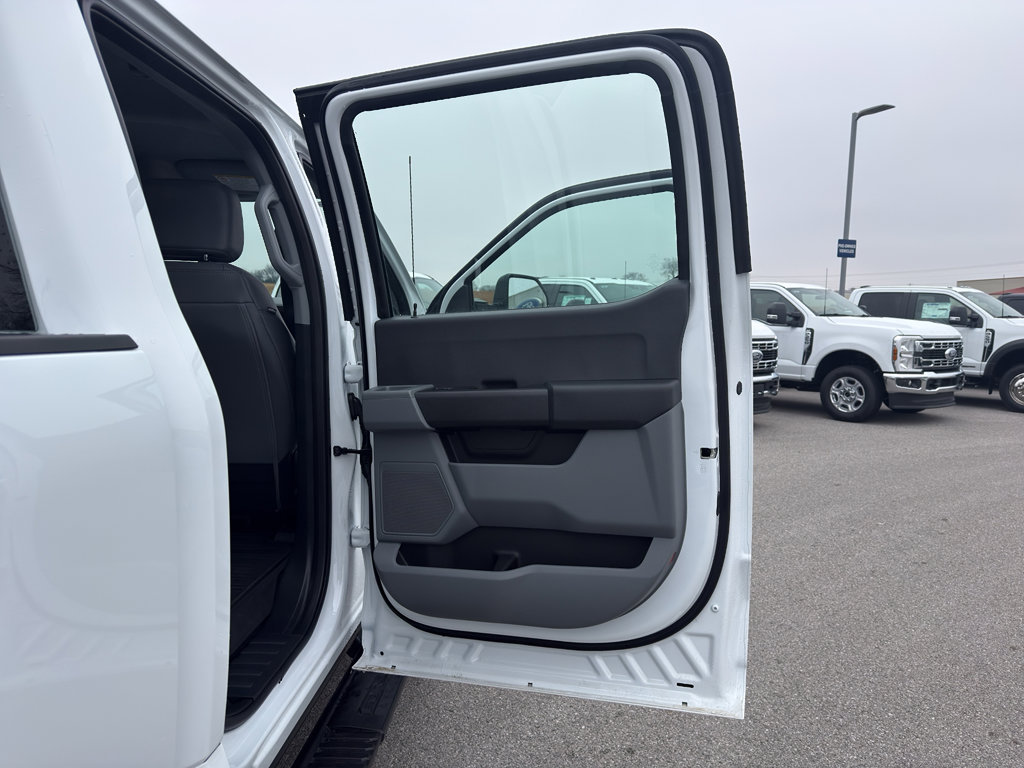 Used 2025 Ford F250 XL w/ FX4 Off-Road Package image 15