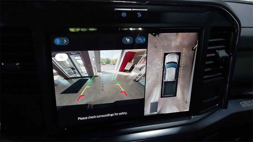 Used 2025 Ford F250 Lariat w/ Chrome Package image 23