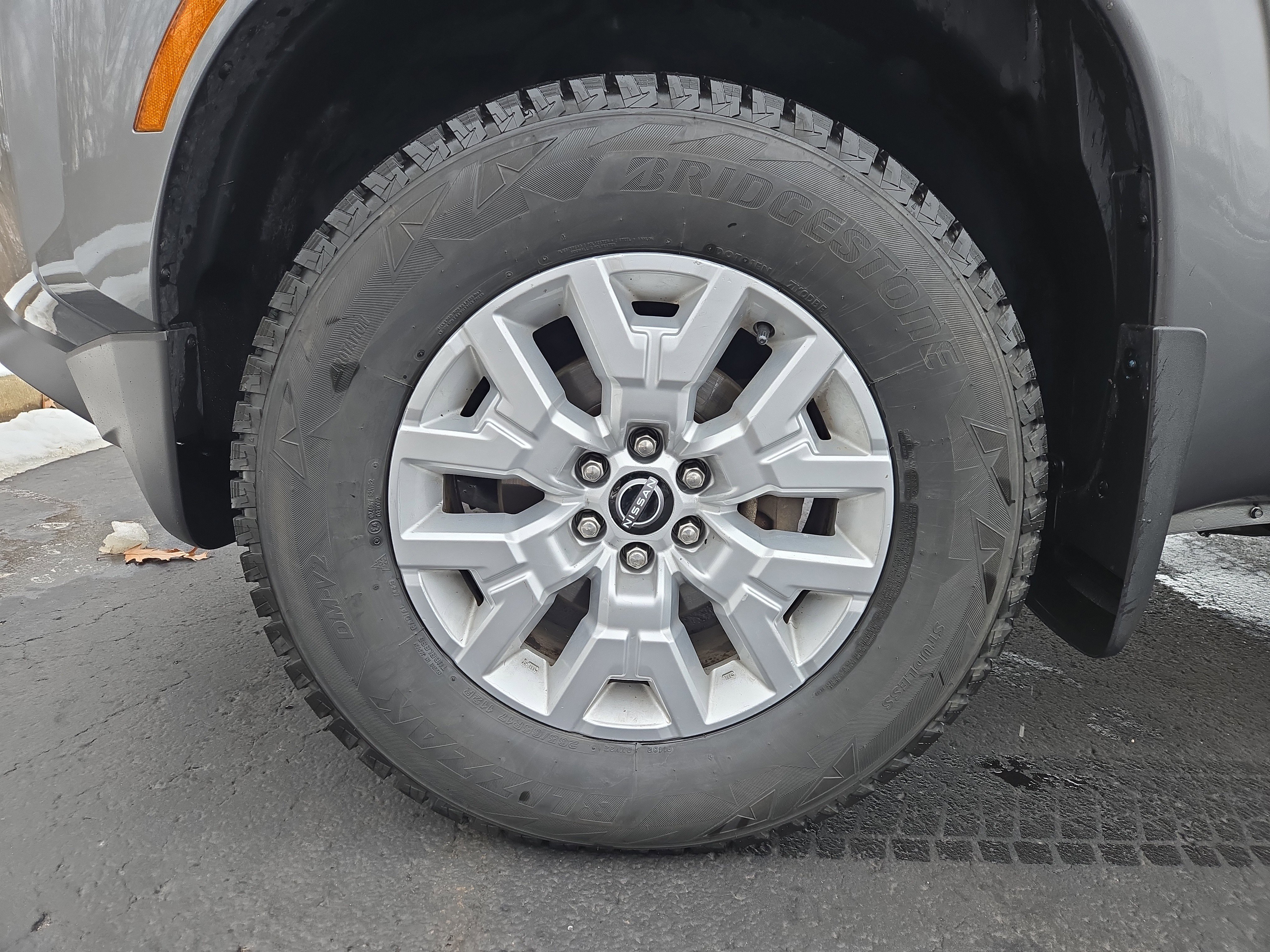 Used 2022 Nissan Frontier SV w/ Technology Package image 10