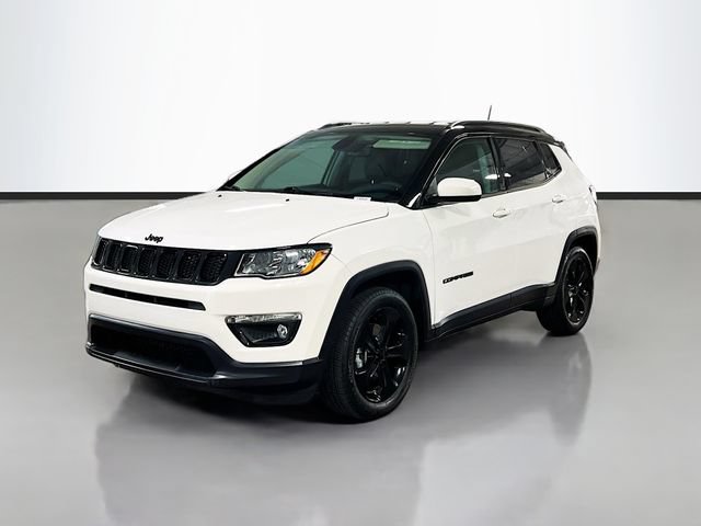 Used 2019 Jeep Compass Latitude FWD image 3