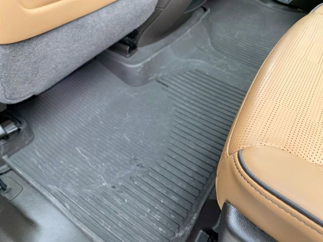 Used 2025 Cadillac Escalade Premium Luxury w/ LPO, Floor Liner Package image 34