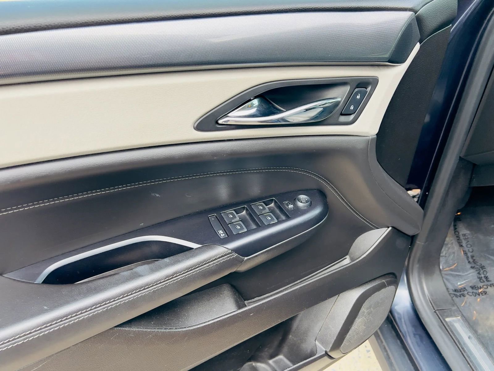 Used 2015 Cadillac SRX FWD image 24