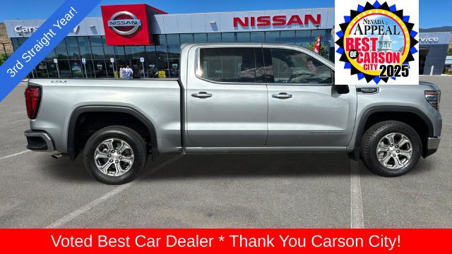 Used 2025 GMC Sierra 1500 SLT AWD/4WD image 2