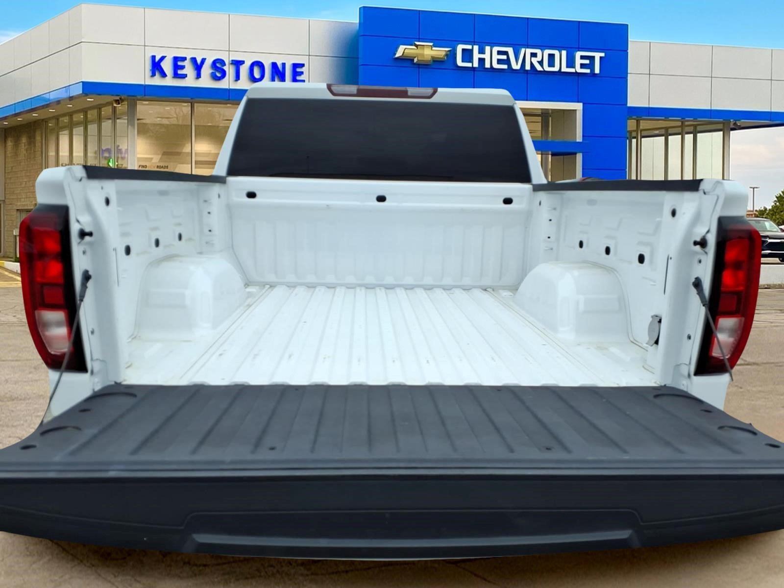 Used 2023 GMC Sierra 1500 Elevation w/ LPO, Elevation Black Package AWD/4WD image 25