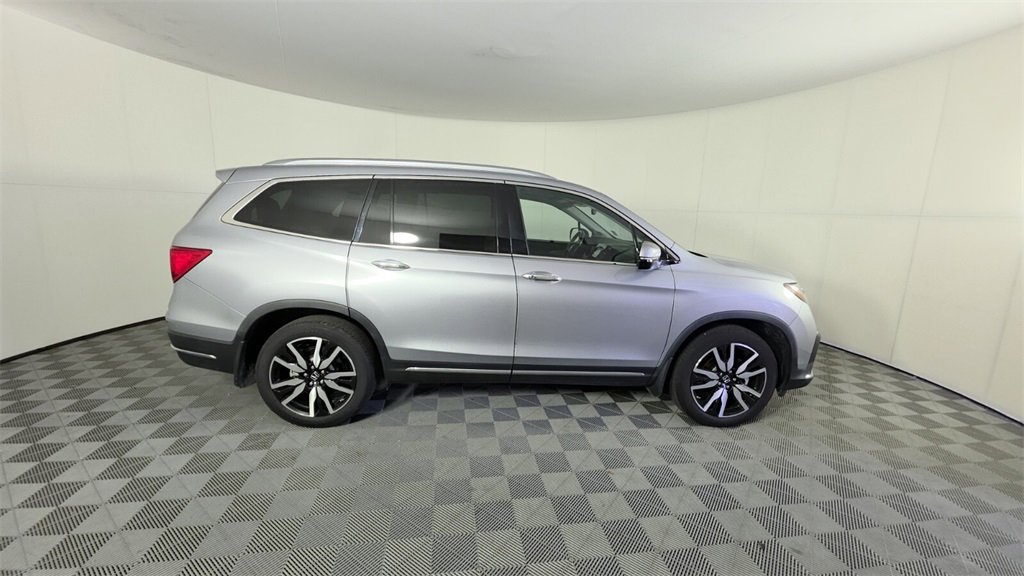 Used 2022 Honda Pilot Elite image 3