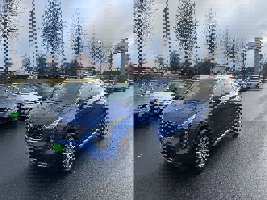 Used 2022 Cadillac XT4 Premium Luxury w/ Safety Alert Package image 10