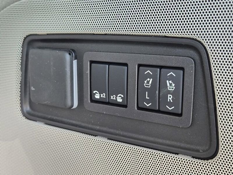 Used 2024 Cadillac Escalade Sport Platinum image 20